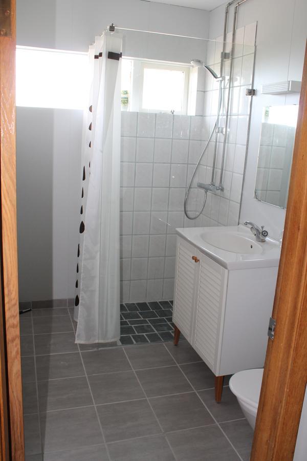 Midhop Guesthouse Thingeyrar المظهر الخارجي الصورة