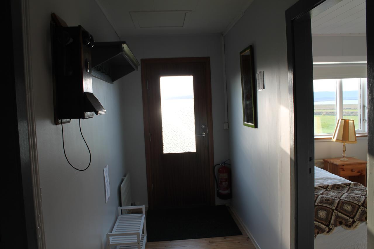 Midhop Guesthouse Thingeyrar المظهر الخارجي الصورة